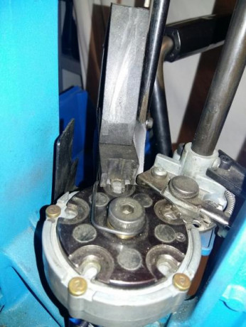 pongo a la venta mi dillon xl650 sin dies. 
No está homologada.
Preparada para el 9. Pero con varios extras.... 20