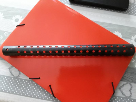  20200421_172334.jpg  20200421_172349.jpg 
Parrilla para el cañón de una Remington 870 del 12.
70€.
Contactar 01