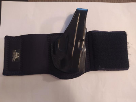 Vendo funda Galco, tobillera para Glock 26.
La he utilizado, casi nada, y ahora tengo otra "tartamuda".
La 01