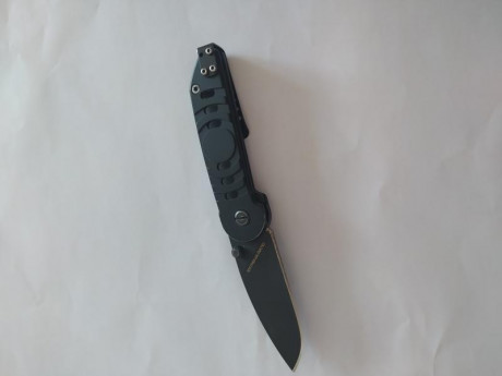 vendo navaja EXTREMA RATIO BF1td.
Longitud total 17 Cm.
Longitud hoja  8 Cm.
Casi, sin señales de uso.
No 00