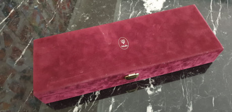 Busco a alguien que tenga y que estuviese interesado en vender un cuchillo de la marca MUELA, modelo ÁGUILA 80