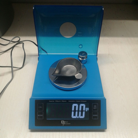 Bascula Dillon terminator ultimo modelo. 
Precio 120€ más gastos de envío. 02