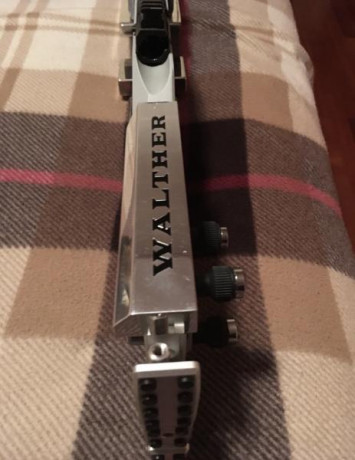 buenas tardes 
Abro este hilo para saber si alguien a visto esta carabina en acción,estoy pensando en 62
