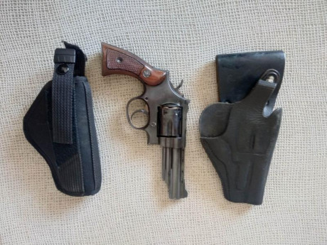 Revolver en perfecto estado, solo lo he usado para teóricas. Nunca he disparado con el
Esta guiado en 02