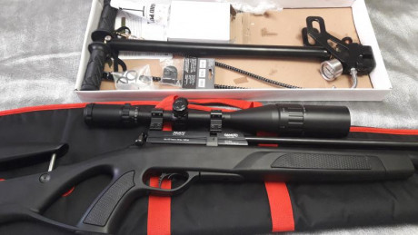 Vendo esta carabina pcp gamo coyote del 5.5  con visor  leapers 6  24 x 50   bomba de carga , funda gamo 10