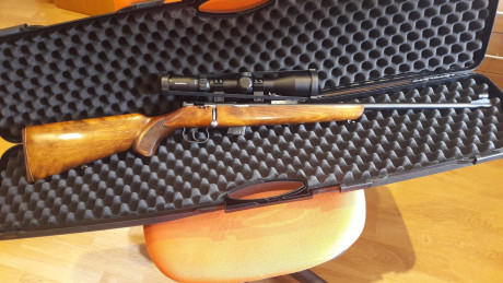 Excelente carabina fabricada en la antigua URSS de la marcada Baikal Modelo TOZ 1701 Calibre 22.
Carabina 01