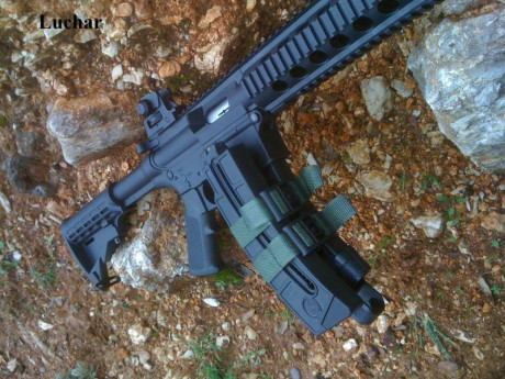 Hola,saco este nuevo tema,pues como yo,muchos de vosotros,amantes de las armas de corte tactico del 22,customizais,vestis,adornais 150