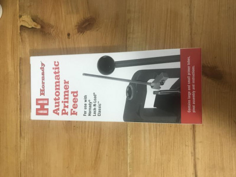 Buenas tardes vendo alimentador de pistones hornady para prensa hornady classic, esta prácticamente nuevo 01