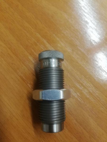 Hola buenas, pues eso, vendo o cambio taper crimp DIE del 9mm pb, lo cambiaría por un factory crimp, no 01