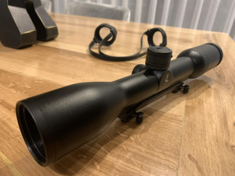 vendo este visor ,reticula 4A , es de carril y lleva instalada torreta balística , colocada en 2019

el 01