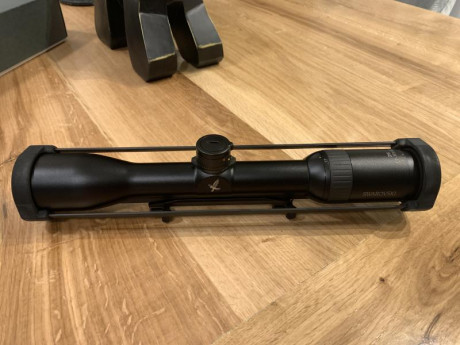 vendo este visor ,reticula 4A , es de carril y lleva instalada torreta balística , colocada en 2019

el 10