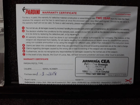 Por petición de un amigo pongo en venta un perfecto estado de uso y funcionamiento.

La pistola se compró 00