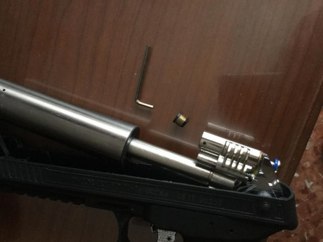 Tengo esta pistola de aire y se me ha quedado atascada, como si retuviese el aire y a la hora de disparar 61