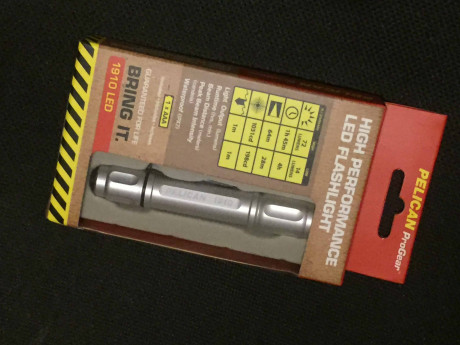 Linterna Pelican, potente y manejable.
Regalo USB's
20 euros, portes incluidos a península 01