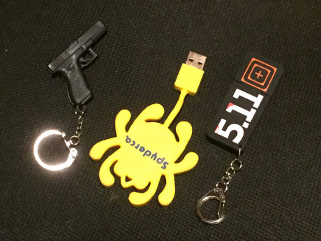 Linterna Pelican, potente y manejable.
Regalo USB's
20 euros, portes incluidos a península 00