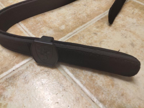 Vendo 2 portacargadores de aluminio marca Emerson para IPSC sin estrenar, son válidos para varias marcas 10