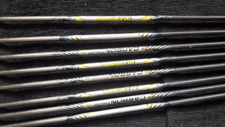 Vendo 8 flechas easton carbón one calibre 660 con puntas de 120 graims y 26 pulgadas en total de longitud 01