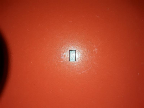 Chapilla para cubrir la cola de milano del punto de mira de las P210, la del modelo 5. O para cualquier 00