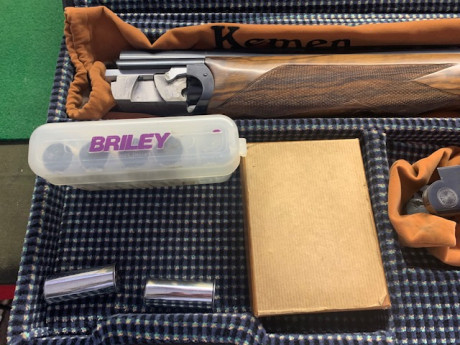 Vendo superpuesta KEMEN -T4 cañones de 71 recamara especial de 18,7 de Brileis 5 dos juegos de culatas 11
