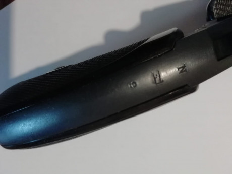 Rarísimo webley mk 2 de la royal navy. marcado correctamente asi. 
con la funda de la navy marcado Ross 01