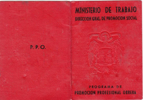  EN RECUERDO Y HOMENAJE A LOS QUE YA NO ESTÁN. 

Si pones en  GOOGLE    PASAPORTES EN LA MEMORIA   da 130