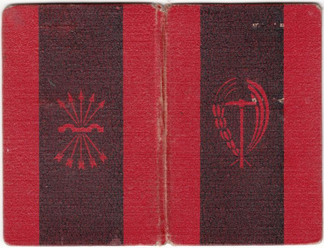  EN RECUERDO Y HOMENAJE A LOS QUE YA NO ESTÁN. 

Si pones en  GOOGLE    PASAPORTES EN LA MEMORIA   da 01