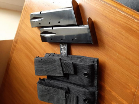 Saludos al foro,vendo dos cargadores para SIG SAUER P226 de 15 cartuchos,marca MEC GAR en perfectas condiciones.

precio 00