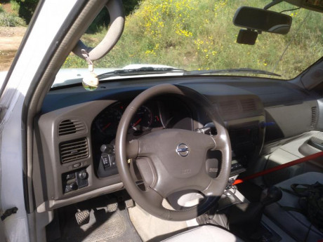 Buenas tardes, muy  a mi pesar vendo este 4x4 Nissan Gr 3.0 modelo Luxury diesel de 157 caballos con 160.000 31