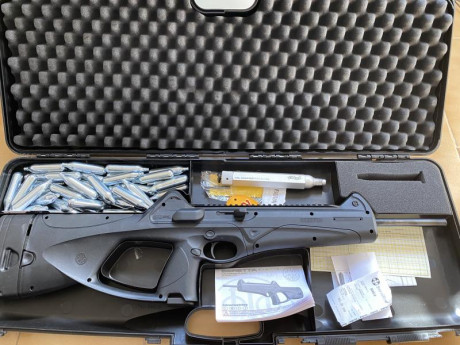 Para financiar otro proyecto vendo Beretta CX4 STORM Co2, calibre 4,5. 

Está impoluta e incluye la funda 00
