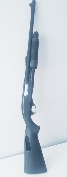  -Marca: Remington
-Modelo: 870 Wingmaster, versión Riot/Police.
-Estado: muy bueno. 9/10
-Calibre: 12.
-Modo 00