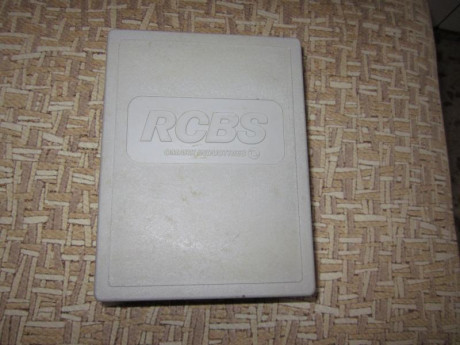 Hola.
Pongo a la venta, estos DIES para recargar 38 Spcl/ 357, de la marca RCBS
están usado como se puede 00