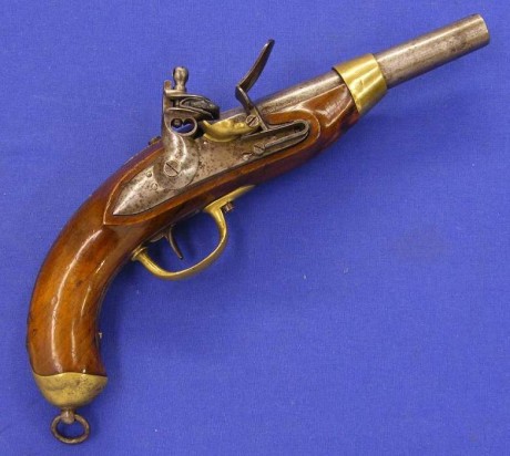 Voy a colocar unas fotos de un arma larga alemana de llave de mecha del siglo XVI. 20