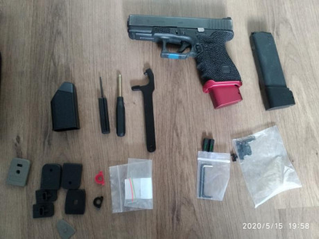 Hola buenos días vendo mi Glock 19 de tercera generación modificada un poquito va como la seda
Dos cargadores
Alzas
Caja 00