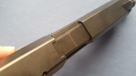 VENDIDA, SE PUEDE CERRAR 

Vendo mi pieza de colección,  una Heckler and Koch USP Standard Tactical del 10