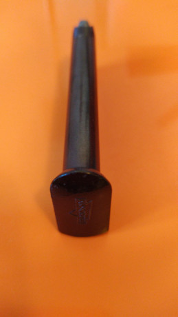 Hola a todos.

 Vendo 1 Cargador Anschütz de 10 balas. del calibre 22 Lr. 

Válido para las carabinas 12