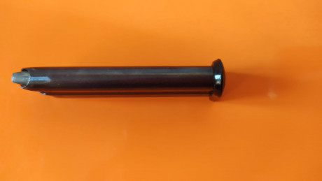 Hola a todos.

 Vendo 1 Cargador Anschütz de 10 balas. del calibre 22 Lr. 

Válido para las carabinas 10