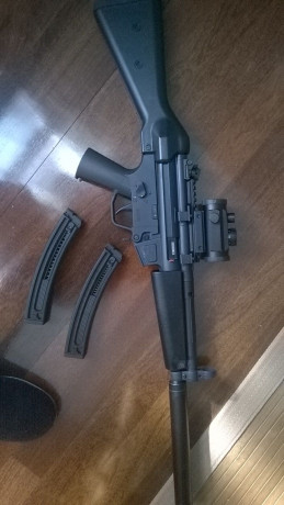 Se vende carabina GSG 5 del Cal.22 por falta de uso
Con dos cargadores, carril y en caja original.
Esta 01