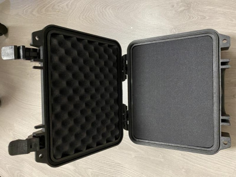 Vendo Maleta peli 1200 negra, nueva sin estrenar con la espuma original.
80€ envio incluido a peninsula 00