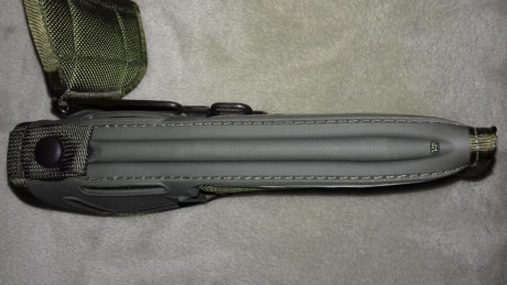 Se vende funda Bianchi M84/92 con su portacargadores. Es idéntica a la usada por el US ARMY. Sirve para 21