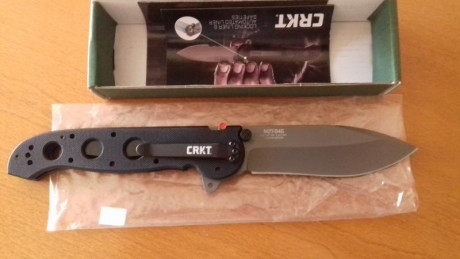 Vendo navaja CR2104G navaja CRKT M21 Carson Folder Black G10 Handle Auto LAWKS Combo Edge. Está nueva, 00