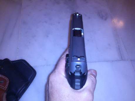 Buenas, despues de haberla tenido a la venta y retirada de la misma, vuelvo a poner mi pistola Sig Sauer 21