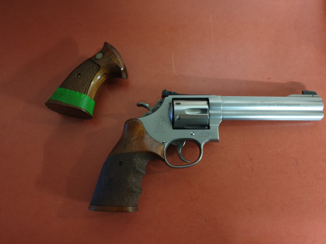 Se vende revolver bien cuidado por no poder subir de categoría y no podermelo guiar en cal 357/38 mas 01