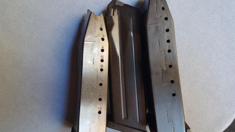 Vendidos a Herni,  se puede cerrar

Hola .
Vendo tres cargadores nuevos sin usar para la HK USP STANDARD 82