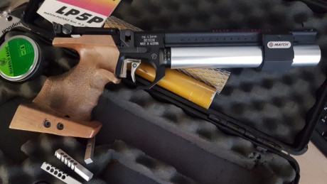 Buenas tardes, tengo para vender una pistola de aire de la que no consigo saber el precio por el que la 00