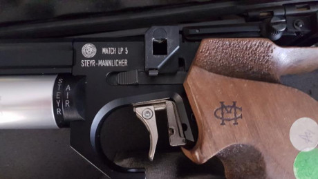 Buenas tardes, tengo para vender una pistola de aire de la que no consigo saber el precio por el que la 02