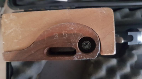 Buenas tardes, tengo para vender una pistola de aire de la que no consigo saber el precio por el que la 00