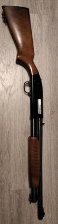 Buenas.
Vendo MOSSBERG 500 A madera en calibre 12 
. Modelo clásico de corredera de madera. Buen estado 02