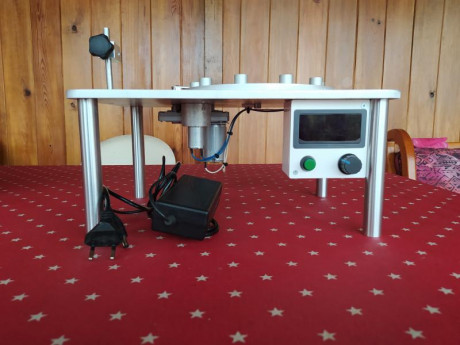 Disponibles tres máquinas para el tratamiento térmico de vainas. Son de gran fiabilidad fruto de muchos 01