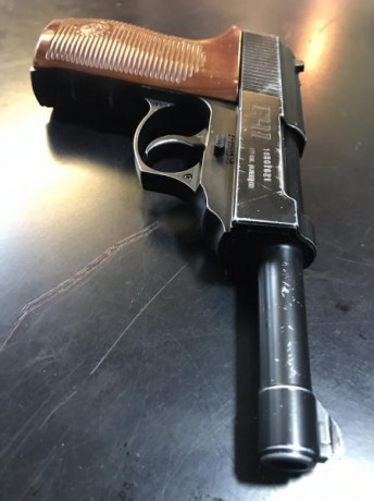 Bueno,  pues aqui os dejo un trabajo de "relic" o envejecimiento que le he hecho a una Crosman 00