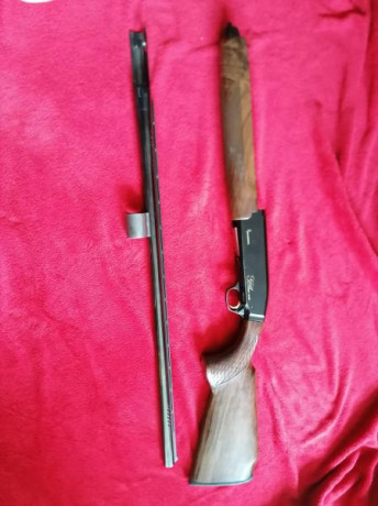 Hola.

Vendo por no usar Browning Sporting Clays , calibre 12-70 . Made in Belgium.
Cañón ported de 71 02